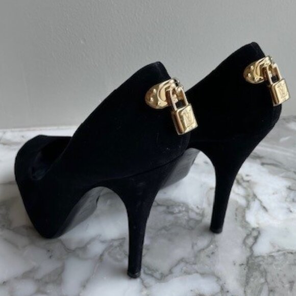 LOUIS VUITTON SHOES - Size 38 Womens pumps - Picture 1 of 10